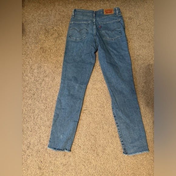 Levi’s high rise distressed frayed jeans size 27 - Picture 7 of 9